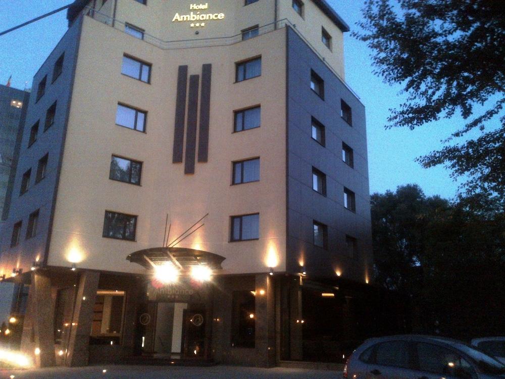 Ambiance Hotel Бухарест Экстерьер фото